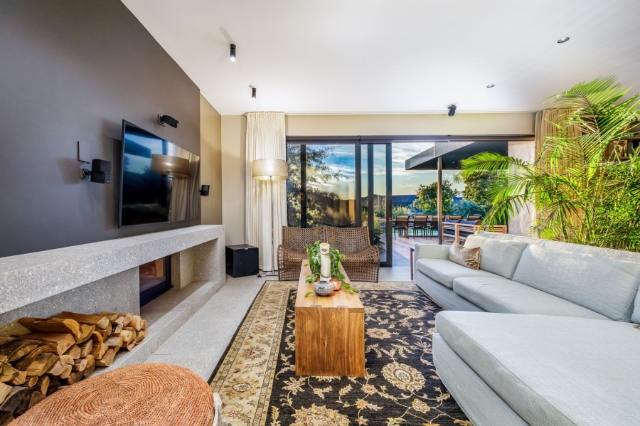 4 Bedroom Property for Sale in Pearl Valley at Val de Vie Western Cape